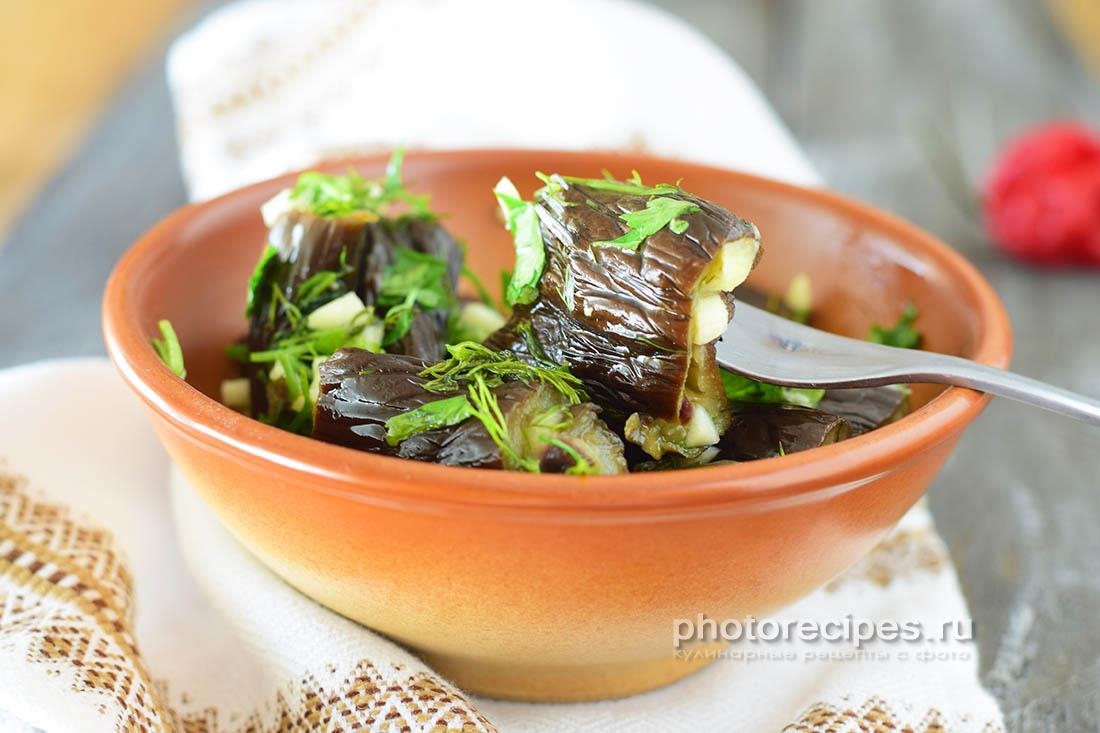 Баклажаны с чесноком и зеленью