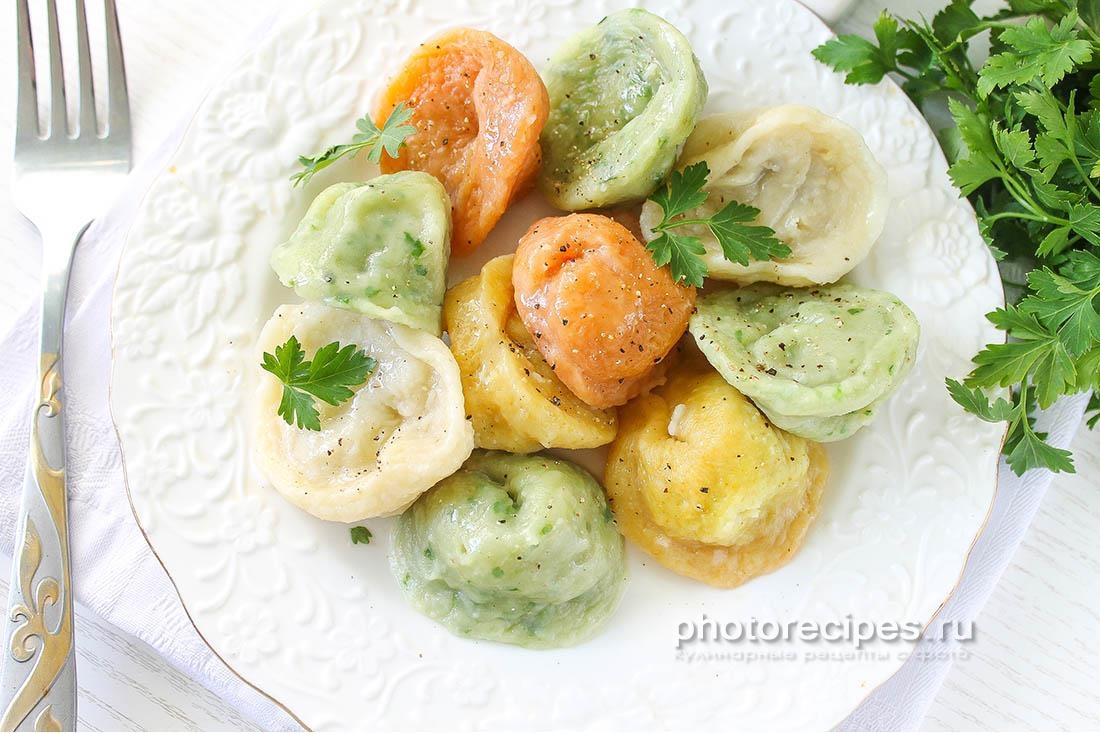 Разноцветные пельмени